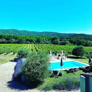 Bed & Breakfast Bastide St Victor à 2,5 Kilomètres De Lourmarin